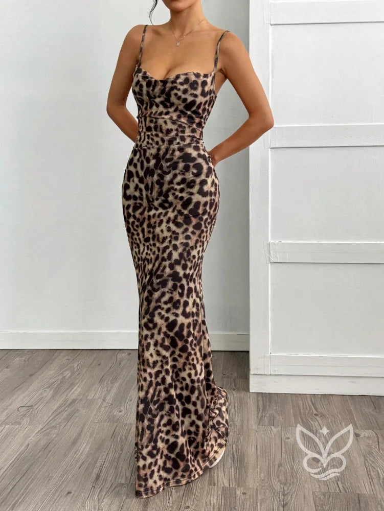 Vestido Longo Justo Com Alça Fina E Estampa Animal Print Vestido Longo Justo Com Alça Fina E Estampa Animal Print