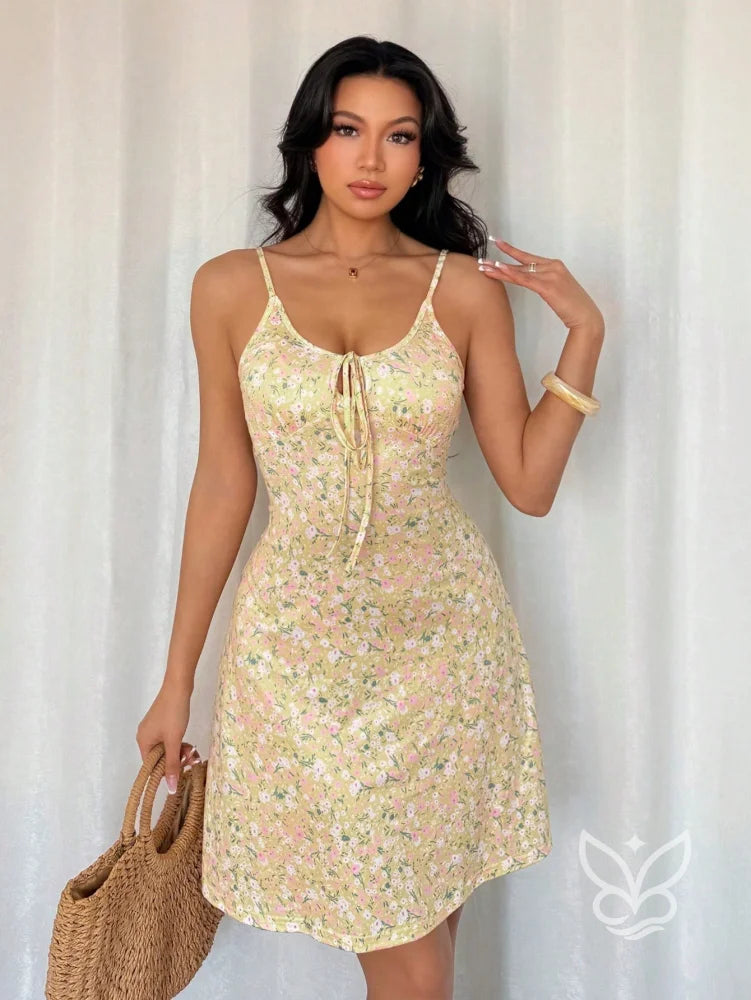 Vestido Midi Casual Com Alça Fina E Estampa Delicada Vestido Midi Casual Com Alça Fina E Estampa Delicada