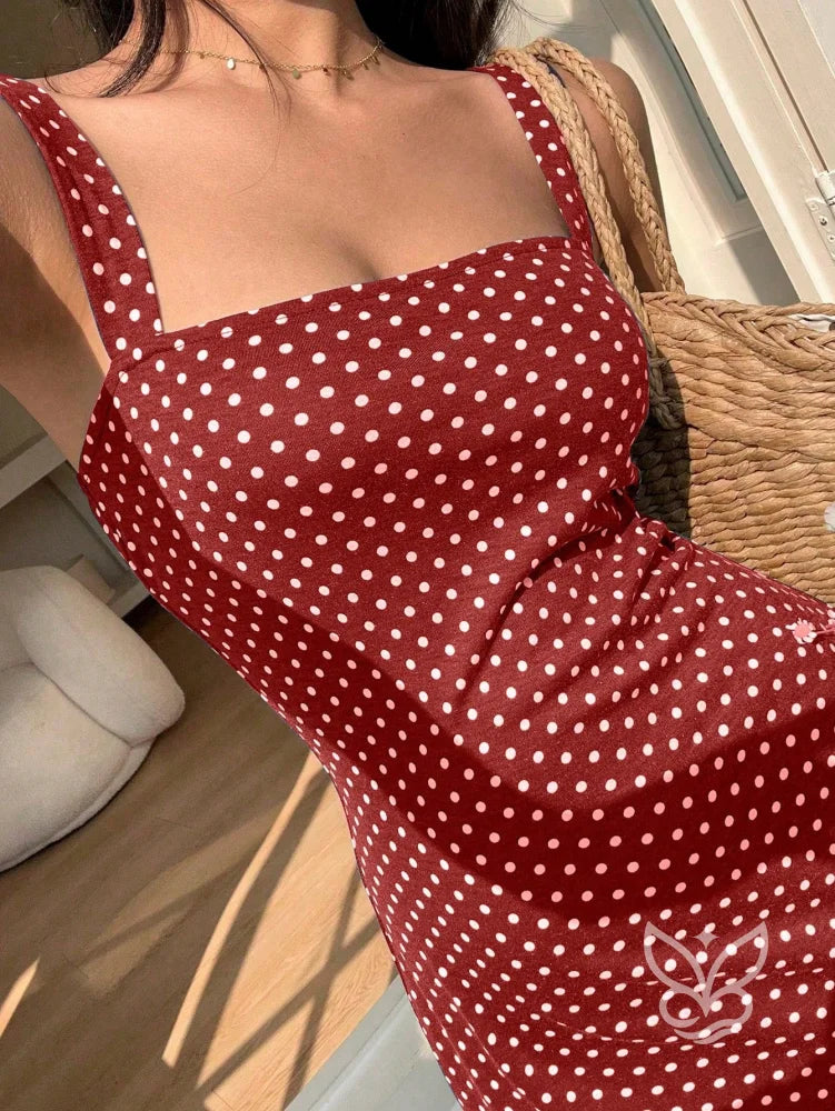 Vestido Mini Off Shoulder com Franzido no Busto e Pregas Vestido Mini Off Shoulder com Franzido no Busto e Pregas