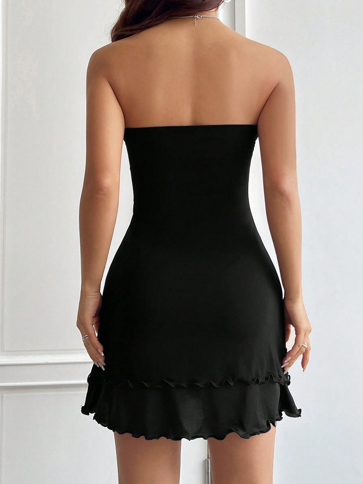 Vestido Tomara Que Caia Assimétrico Com Franja E Fenda
