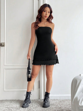 Vestido Tomara Que Caia Assimétrico Com Franja E Fenda