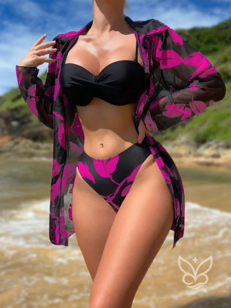 Biquíni Bandeau Push Up Com Saída Saia Peplum Preto e Branco / PP Biquíni Bandeau Push Up Com Saída Saia Peplum