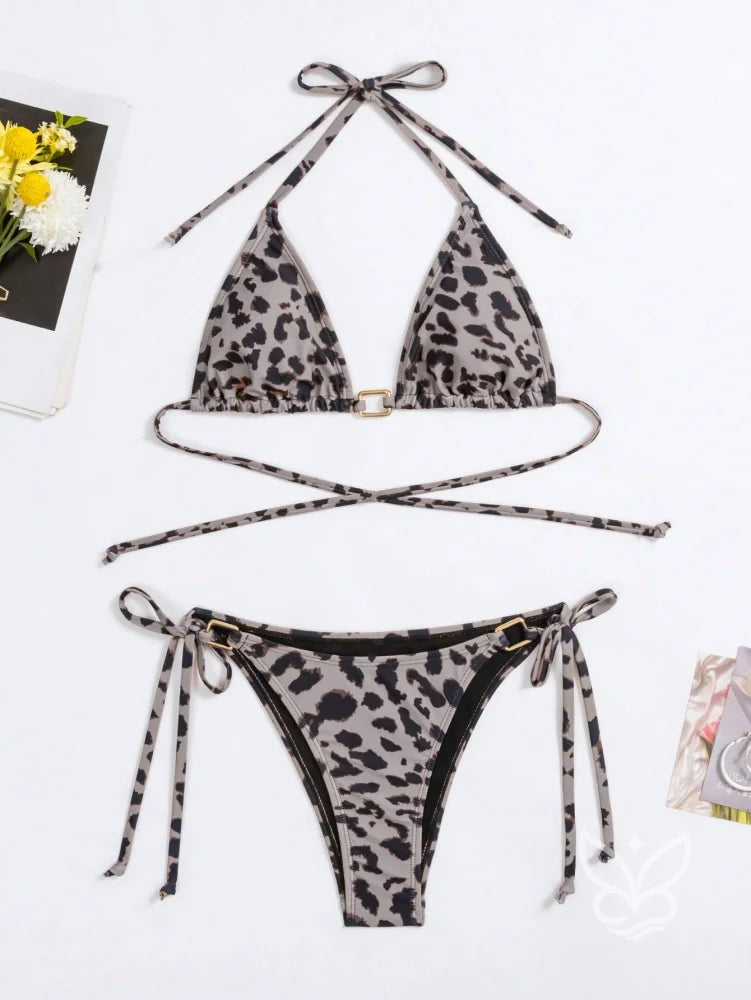 Biquíni Cortininha Animal Print Com Argolas Laterais Biquíni Cortininha Animal Print Com Argolas Laterais