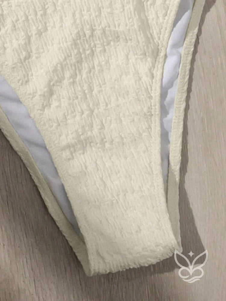 Biquíni Cortininha Com Correntes Decorativas Biquíni Cortininha Com Correntes Decorativas