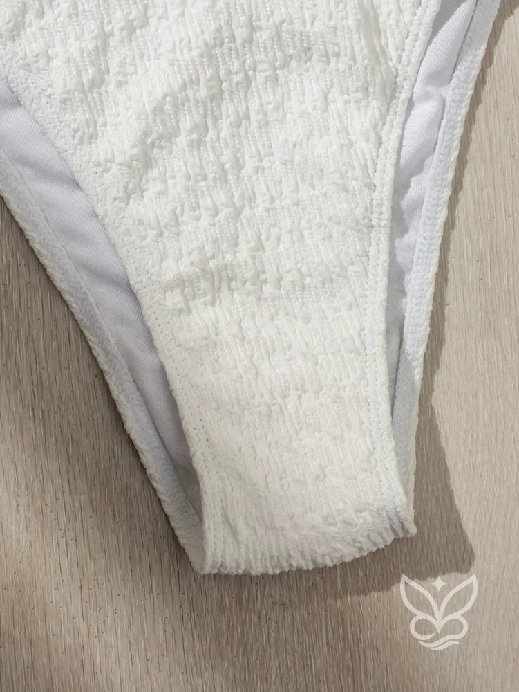 Biquíni Cortininha Com Correntes Decorativas Biquíni Cortininha Com Correntes Decorativas