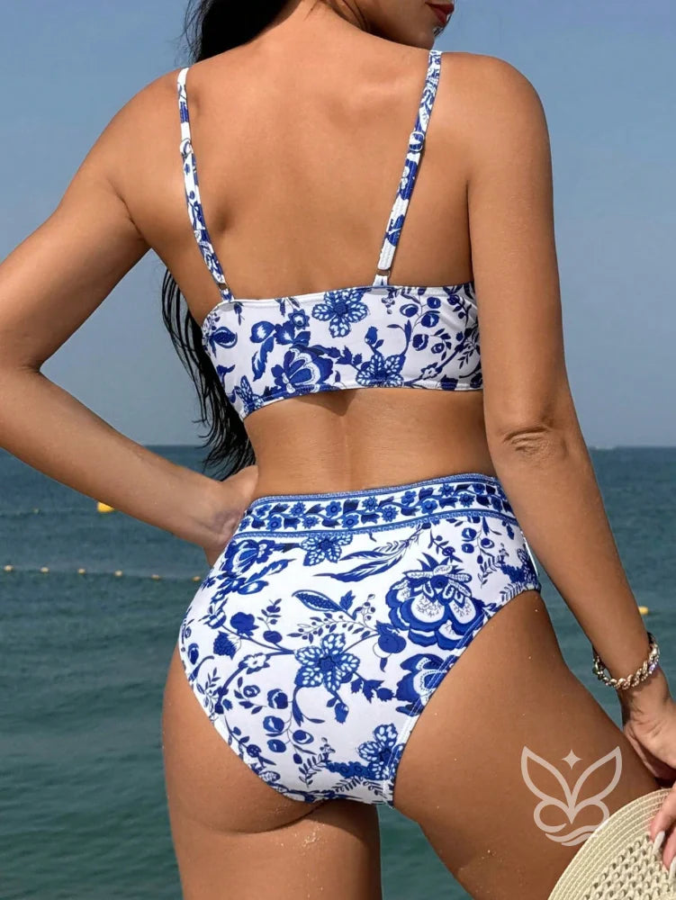 Biquíni Estampado Com Cintura Alta E Top Alongado Biquíni Estampado Com Cintura Alta E Top Alongado