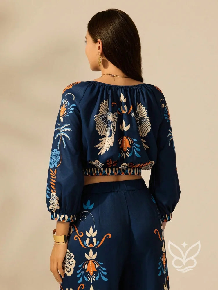 Blusa Boho Cropped com Estampa Étnica e Manga 3/4 Bufante Blusa Boho Cropped com Estampa Étnica e Manga 3/4 Bufante