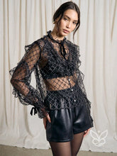 Blusa Boho Rendada Manga Longa E Laço De Veludo No Decote Preto / PP Blusa Boho Rendada Manga Longa E Laço De Veludo No