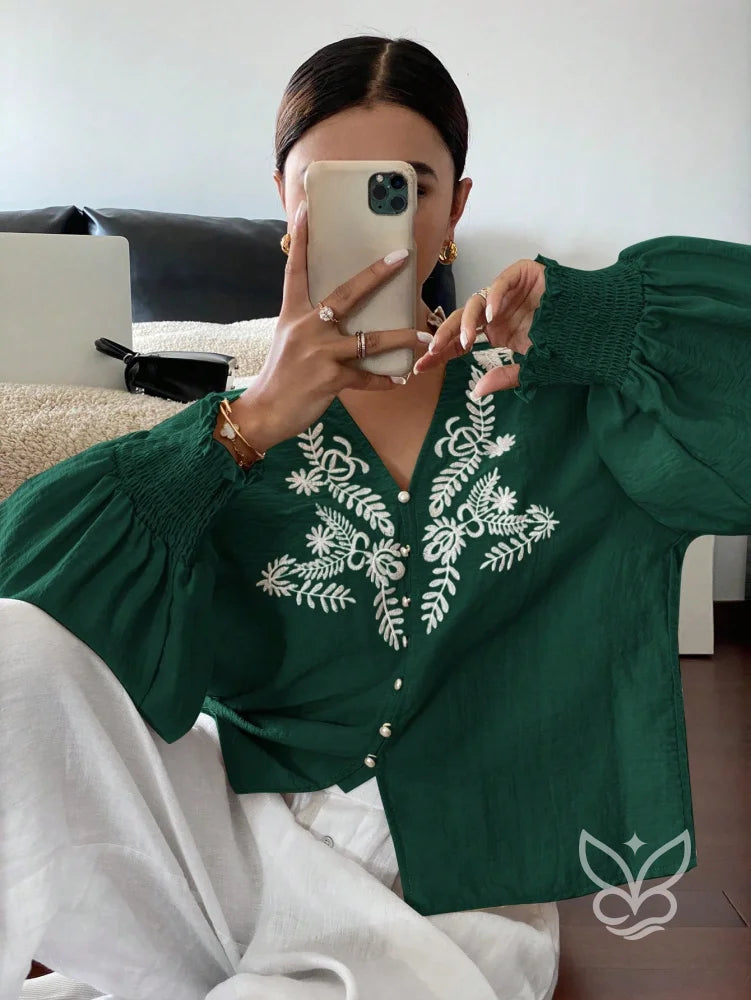 Blusa Bordada Com Botões E Mangas Longas Bufantes Verde / PP Blusa Bordada Com Botões E Mangas Longas Bufantes