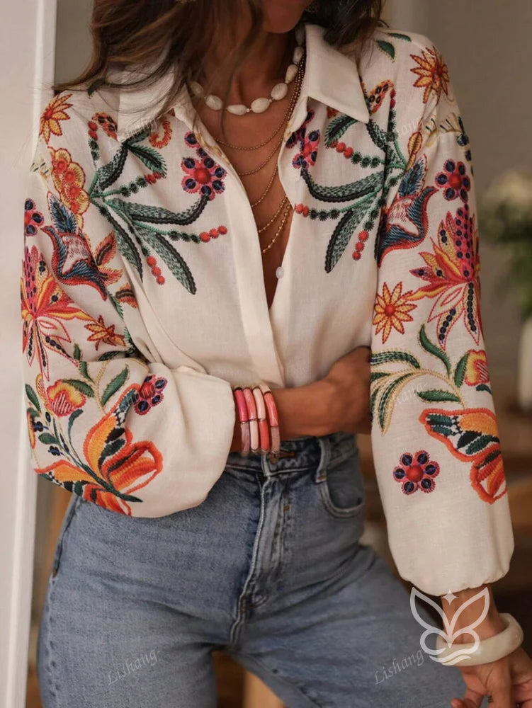 Blusa com Bordado Floral Colorido e Manga Longa Boho Blusa com Bordado Floral Colorido e Manga Longa Boho