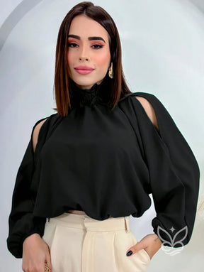 Blusa com Gola Alta Babado e Manga Vazadas Preto / P Blusa com Gola Alta Babado e Manga Vazadas