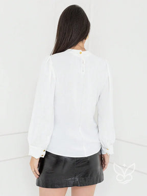 Blusa com Gola Alta e Manga Longa Elegante Blusa com Gola Alta e Manga Longa Elegante