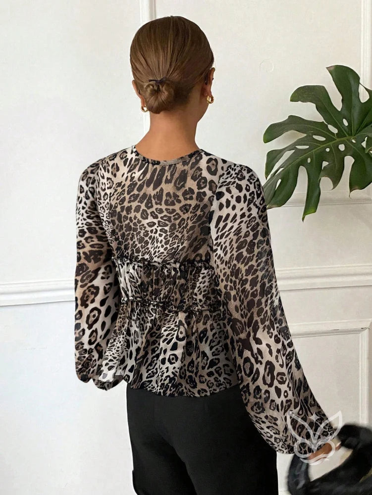 Blusa Com Laços Frontais E Manga Bufante Romântica Blusa Com Laços Frontais E Manga Bufante Romântica