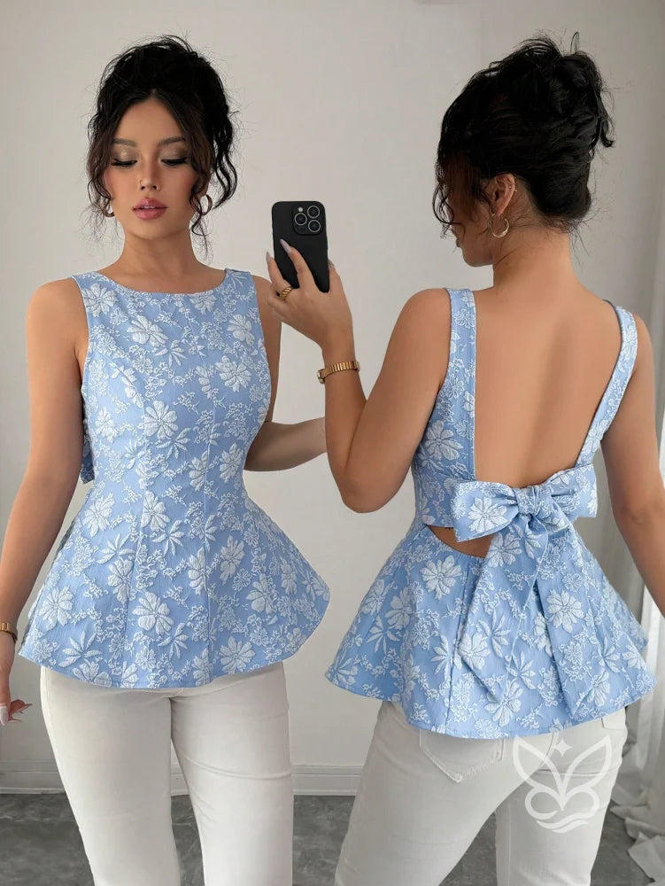 Blusa Cropped Com Costas Abertas E Laço Decorativo Azul / PP Blusa Cropped Com Costas Abertas E Laço Decorativo