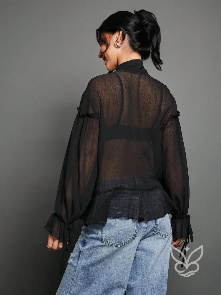 Blusa Cropped Em Tule Com Manga Bufante E Amarração Frontal Blusa Cropped Em Tule Com Manga Bufante E Amarração Frontal