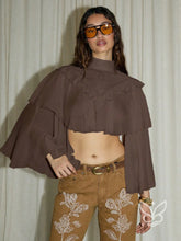 Blusa Cropped Gola Victoriana Babados Em Camadas E Estilo Vintage Chocolate / PP Blusa Cropped Gola Victoriana Babados