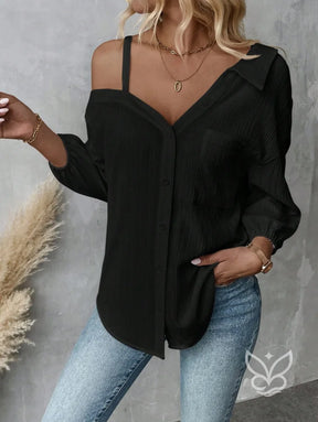 Blusa de Botão com Caimento Solto e Alça Fina Blusa de Botão com Caimento Solto e Alça Fina