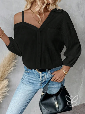 Blusa de Botão com Caimento Solto e Alça Fina Blusa de Botão com Caimento Solto e Alça Fina