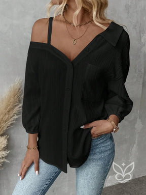 Blusa de Botão com Caimento Solto e Alça Fina Preto / PP Blusa de Botão com Caimento Solto e Alça Fina