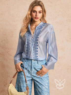 Blusa De Cetim Com Bordado E Mangas Longas Soltas Blusa De Cetim Com Bordado E Mangas Longas Soltas