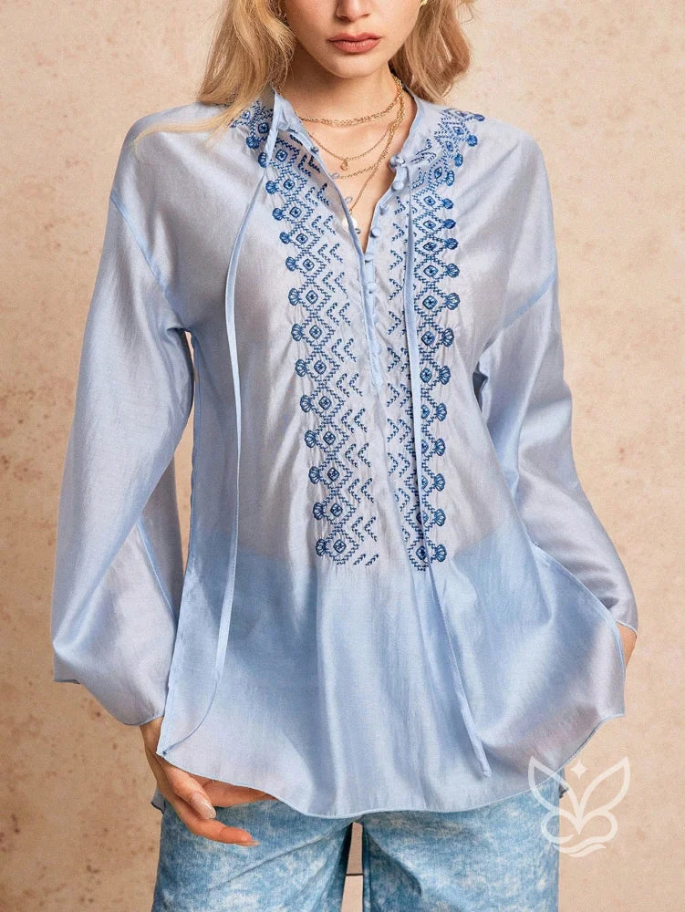 Blusa De Cetim Com Bordado E Mangas Longas Soltas Azul / PP Blusa De Cetim Com Bordado E Mangas Longas Soltas