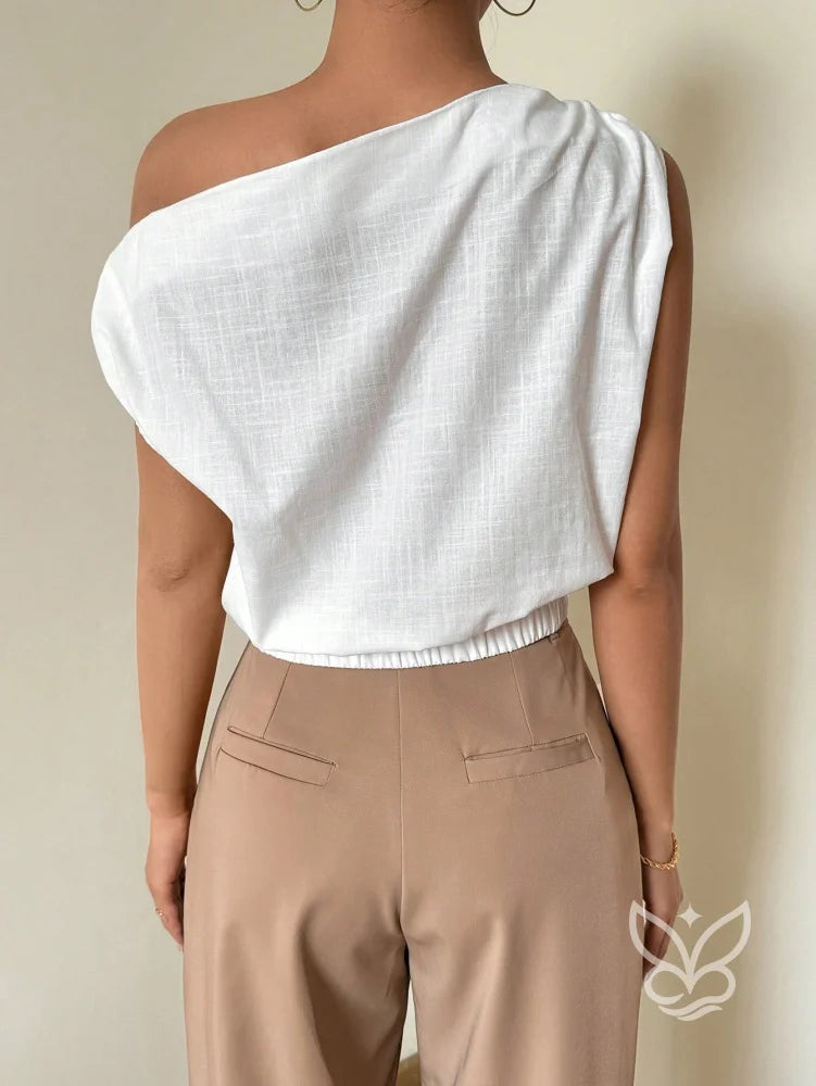 Blusa de Um Ombro com Caimento Solto e Elegante Blusa de Um Ombro com Caimento Solto e Elegante