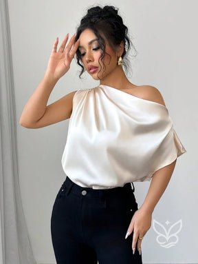 Blusa De Um Ombro Só Em Cetim Com Caimento Assimétrico Blusa De Um Ombro Só Em Cetim Com Caimento Assimétrico