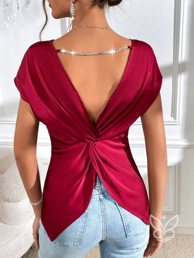 Blusa Em Cetim Com Decote Profundo E Costas Drapeadas Blusa Em Cetim Com Decote Profundo E Costas Drapeadas