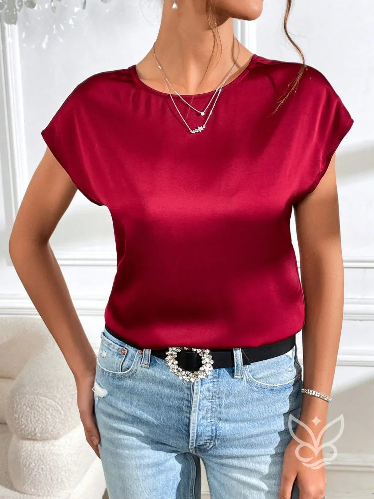 Blusa Em Cetim Com Decote Profundo E Costas Drapeadas Blusa Em Cetim Com Decote Profundo E Costas Drapeadas
