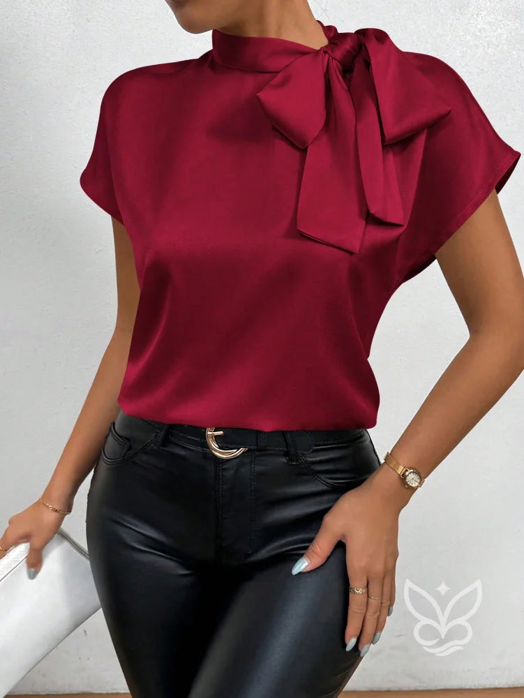 Blusa Em Cetim Com Gola Alta E Laço Lateral Sofisticado Vinho / PP Blusa Em Cetim Com Gola Alta E Laço Lateral