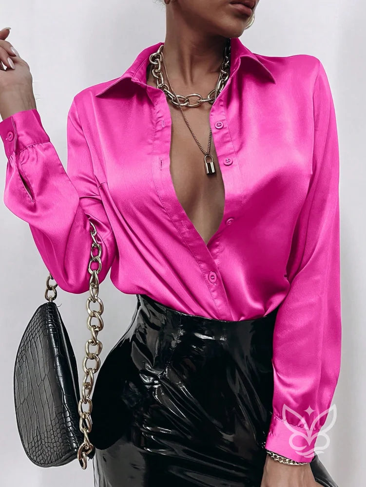 Blusa Em Cetim Com Gola Clássica E Decote Profundo Rosa Pink / PP Blusa Em Cetim Com Gola Clássica E Decote Profundo