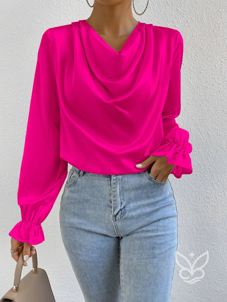Blusa Em Cetim Com Gola Degagê E Manga Bufante Detalhada Rosa Pink / PP Blusa Em Cetim Com Gola Degagê E Manga Bufante