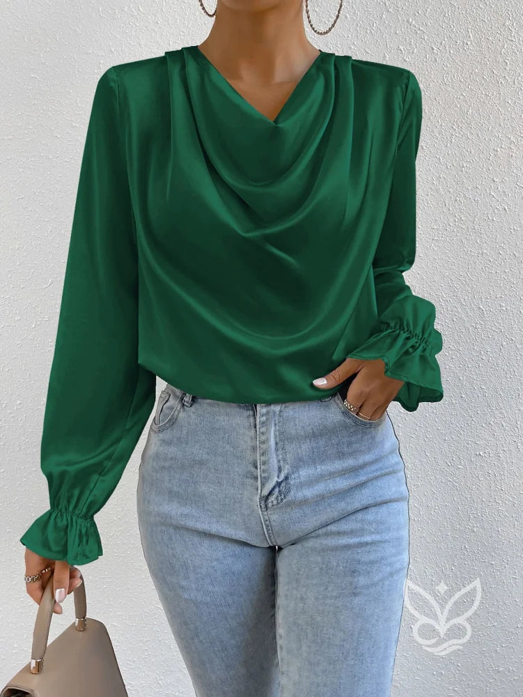 Blusa Em Cetim Com Gola Degagê E Manga Bufante Detalhada Verde / PP Blusa Em Cetim Com Gola Degagê E Manga Bufante