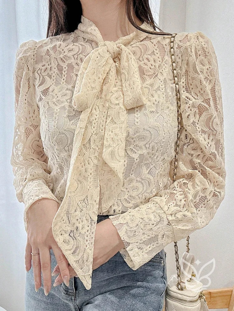 Blusa Em Renda Com Manga Bufante E Laço Frontal Delicado Damasco / PP Blusa Em Renda Com Manga Bufante E Laço Frontal
