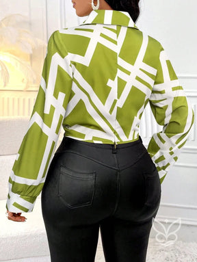 Blusa Estampada Listrada Com Gola Reversível e Manga Longa Blusa Estampada Listrada Com Gola Reversível e Manga Longa