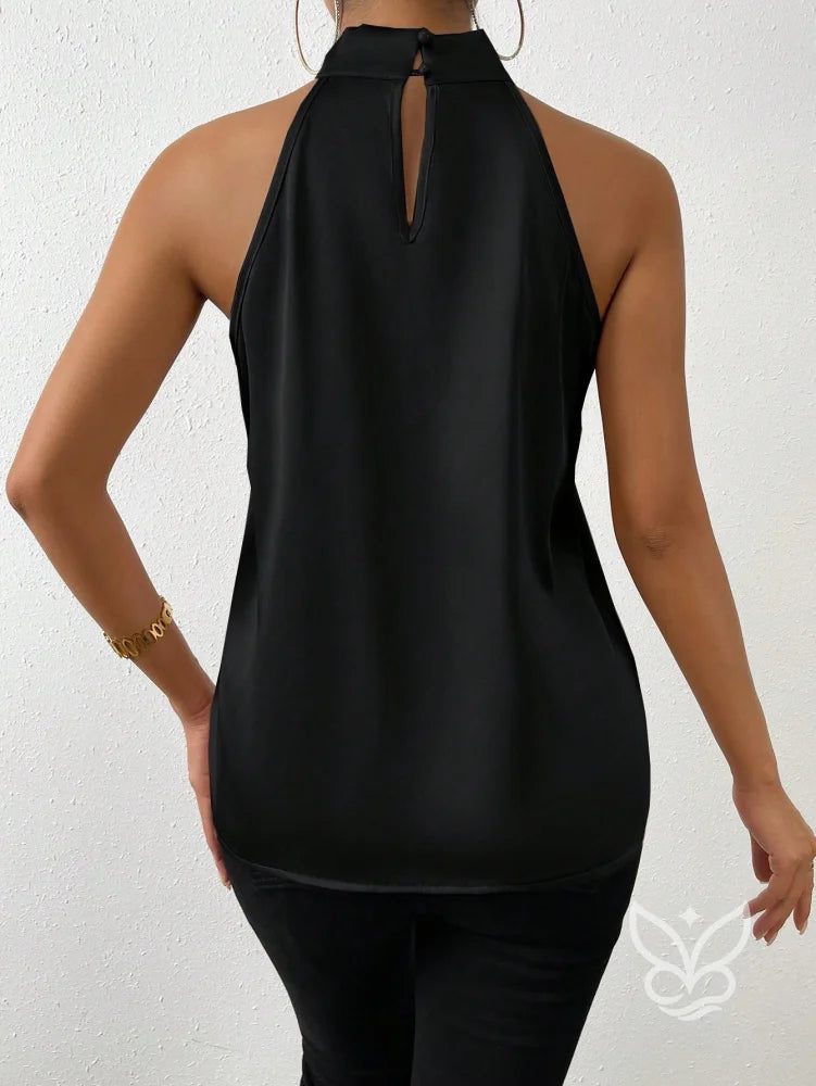 Blusa Frente Única Em Cetim Com Gola Alta Drapeada Blusa Frente Única Em Cetim Com Gola Alta Drapeada
