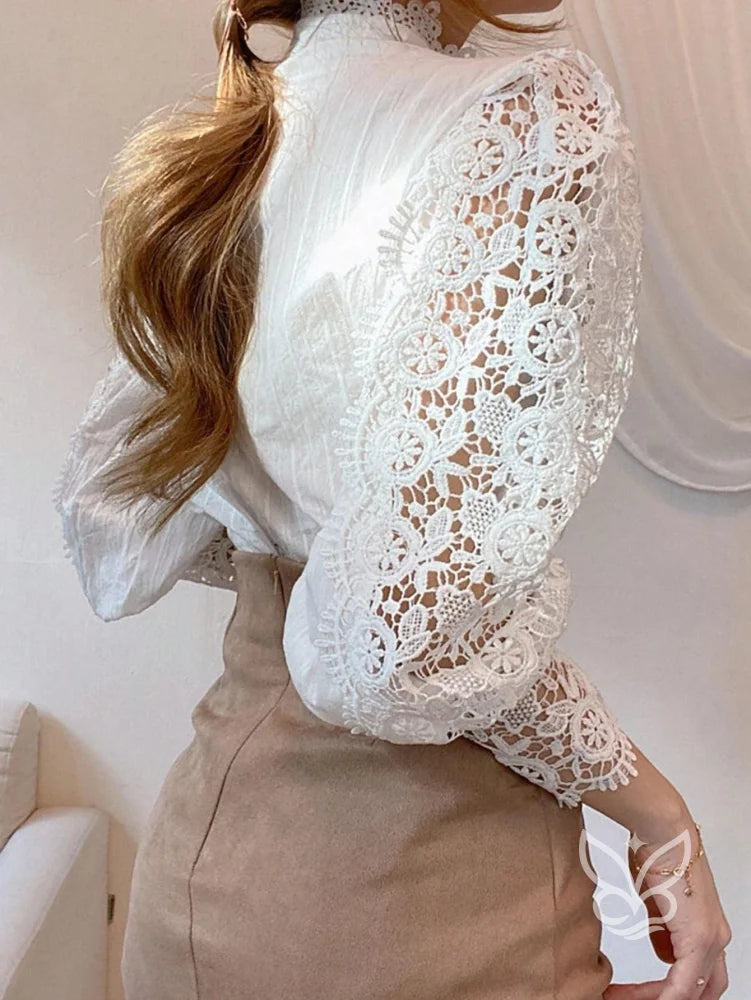 Blusa Gola Alta com Renda Guipir e Manga Bufante Branco / PP Blusa Gola Alta com Renda Guipir e Manga Bufante