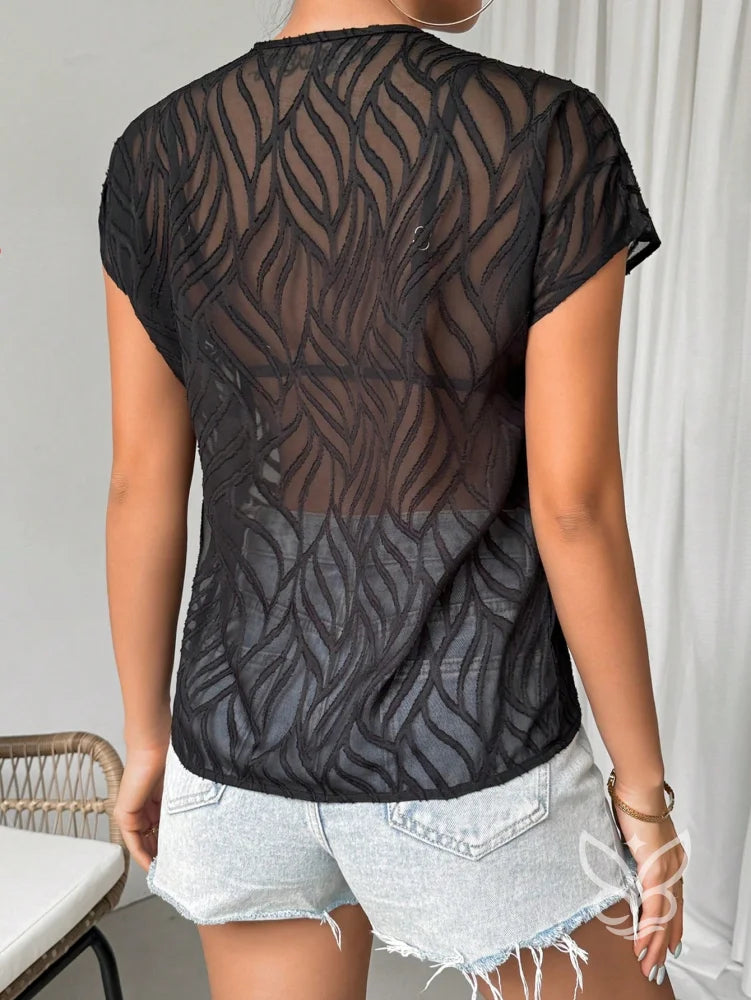 Blusa Jacquard Decote V Com Manga Curta E Caimento Sofisticado Blusa Jacquard Decote V Com Manga Curta E Caimento