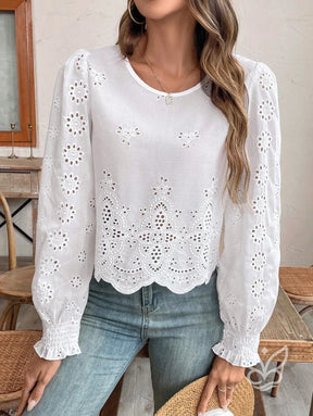 Blusa Laise Com Manga Longa E Barra Recortada Blusa Laise Com Manga Longa E Barra Recortada