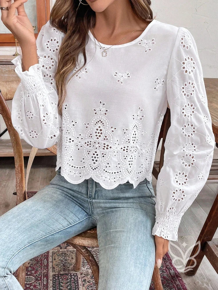 Blusa Laise Com Manga Longa E Barra Recortada Branco / PP Blusa Laise Com Manga Longa E Barra Recortada