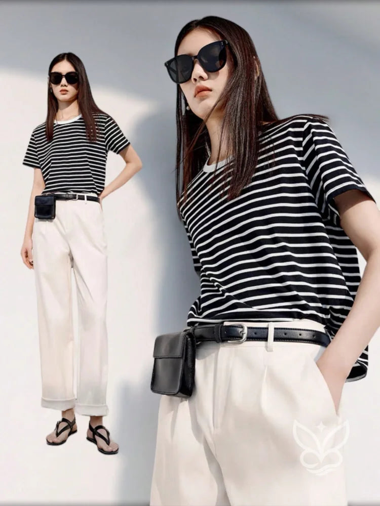 Blusa Listrada Casual Com Gola Contrastante Blusa Listrada Casual Com Gola Contrastante