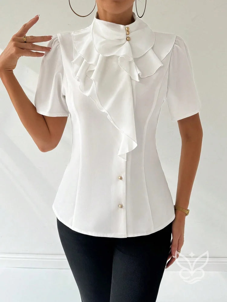 Blusa Manga Curta Com Babados E Caimento Delicado Blusa Manga Curta Com Babados E Caimento Delicado