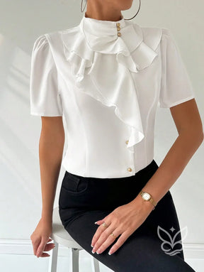 Blusa Manga Curta Com Babados E Caimento Delicado Blusa Manga Curta Com Babados E Caimento Delicado