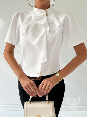 Blusa Manga Curta Com Babados E Caimento Delicado Blusa Manga Curta Com Babados E Caimento Delicado