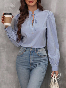 Blusa Manga Longa Com Gola Alta E Fechamento Por Botões Azul / PP Blusa Manga Longa Com Gola Alta E Fechamento Por