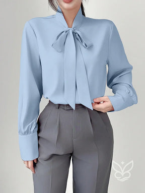 Blusa Manga Longa Com Gola Laço E Caimento Elegante Blusa Manga Longa Com Gola Laço E Caimento Elegante