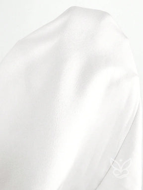 Blusa Ombro Caído Com Flor Aplicada E Caimento Elegante Blusa Ombro Caído Com Flor Aplicada E Caimento Elegante