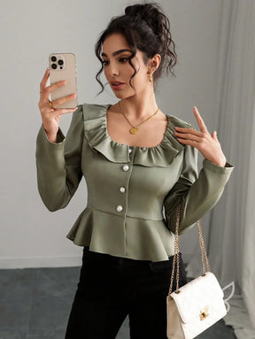 Blusa Peplum Com Babado No Decote E Botões Elegantes Blusa Peplum Com Babado No Decote E Botões Elegantes