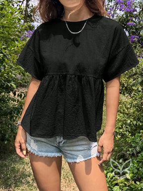 Blusa Peplum com Caimento Solto e Gola Redonda Blusa Peplum com Caimento Solto e Gola Redonda