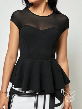 Blusa Peplum Com Tule Contrastante E Barra Plissada Blusa Peplum Com Tule Contrastante E Barra Plissada